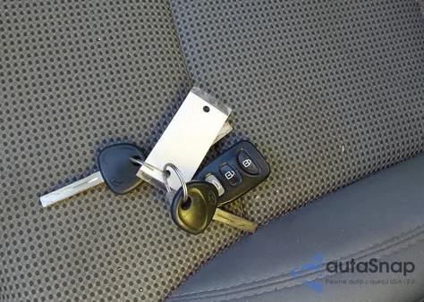 2013 Hyundai Sonata Gls z USA, uszkodzony, nr VIN 5NPEB4AC3DH788314